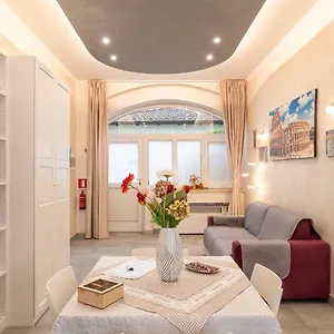  Apartamento Giulia's House
